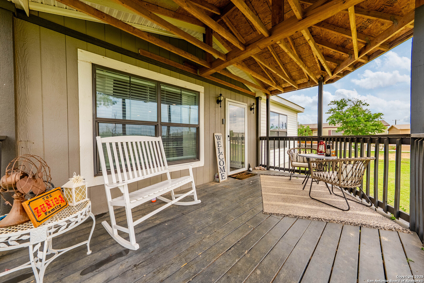 Lytle, Texas 78052, United States, 4 Bedrooms Bedrooms, ,2 BathroomsBathrooms,Residential,Pending,161168