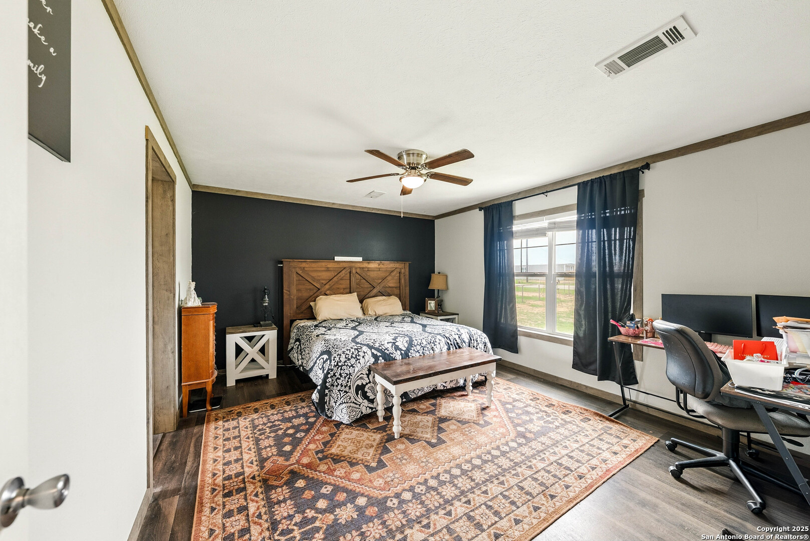 Lytle, Texas 78052, United States, 4 Bedrooms Bedrooms, ,2 BathroomsBathrooms,Residential,Pending,161168