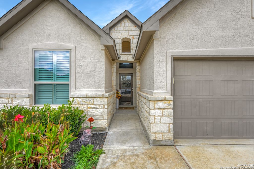 Photo of 2217 Windswept, New Braunfels, TX 78132 (MLS # 1923350)