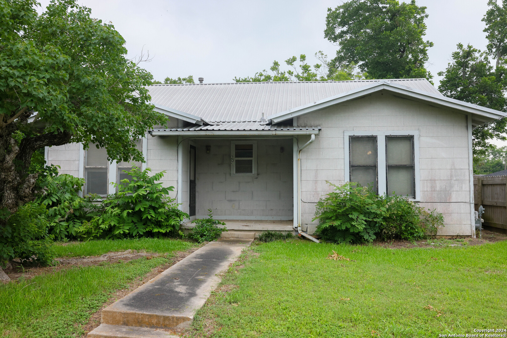 Listing image 2