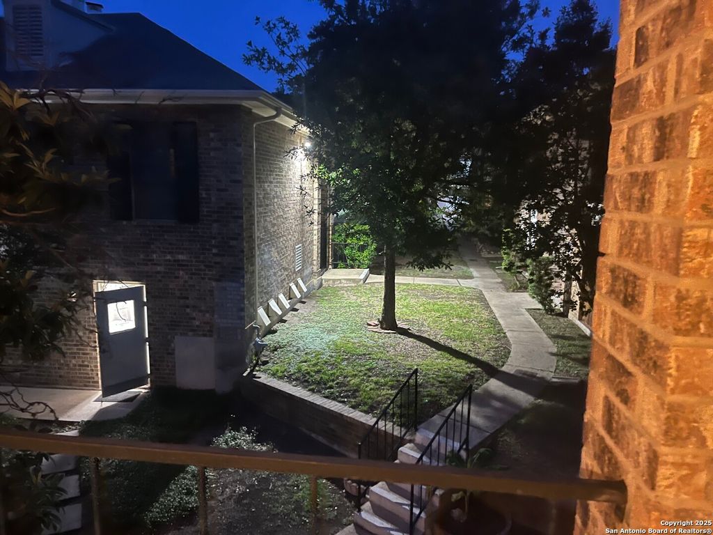 Photo of 1819 BABCOCK RD 116A #116A, San Antonio, TX 78229 (MLS # 1825701)
