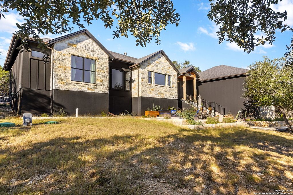 Photo of 1341 Merlot, New Braunfels, TX 78132 (MLS # 1919888)