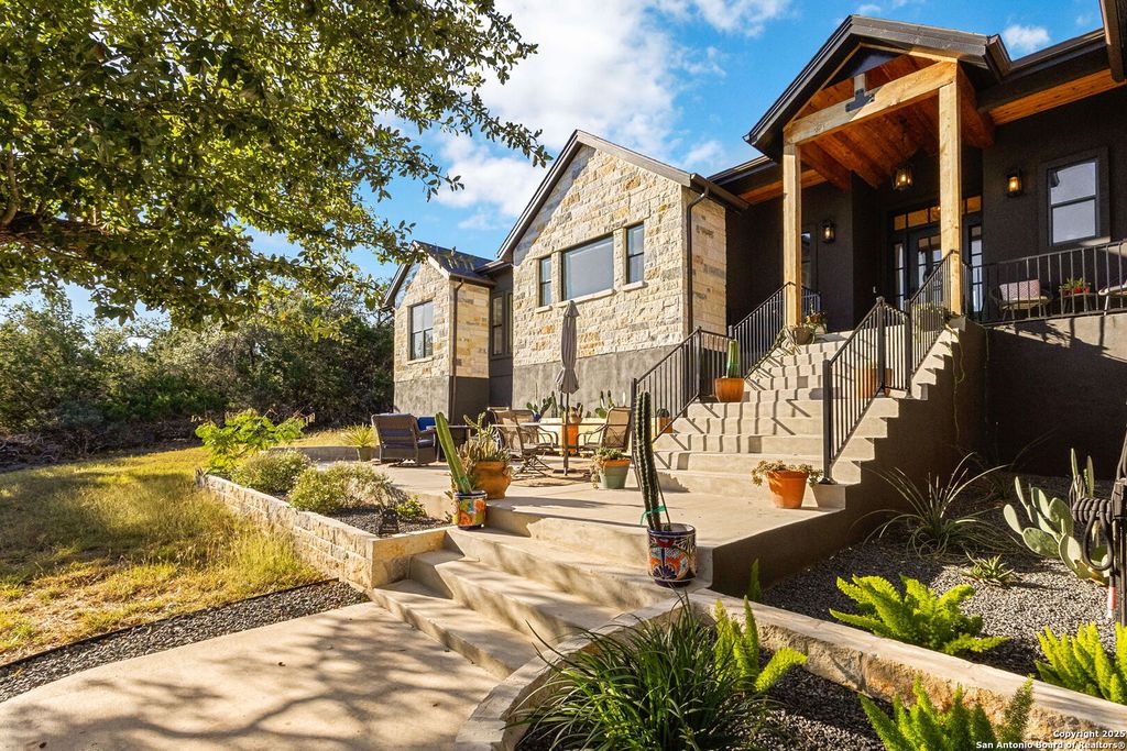 Photo of 1341 Merlot, New Braunfels, TX 78132 (MLS # 1919888)