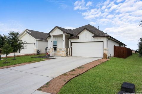 Photo of 904 Brook, New Braunfels, TX 78130 (MLS # 1916543)
