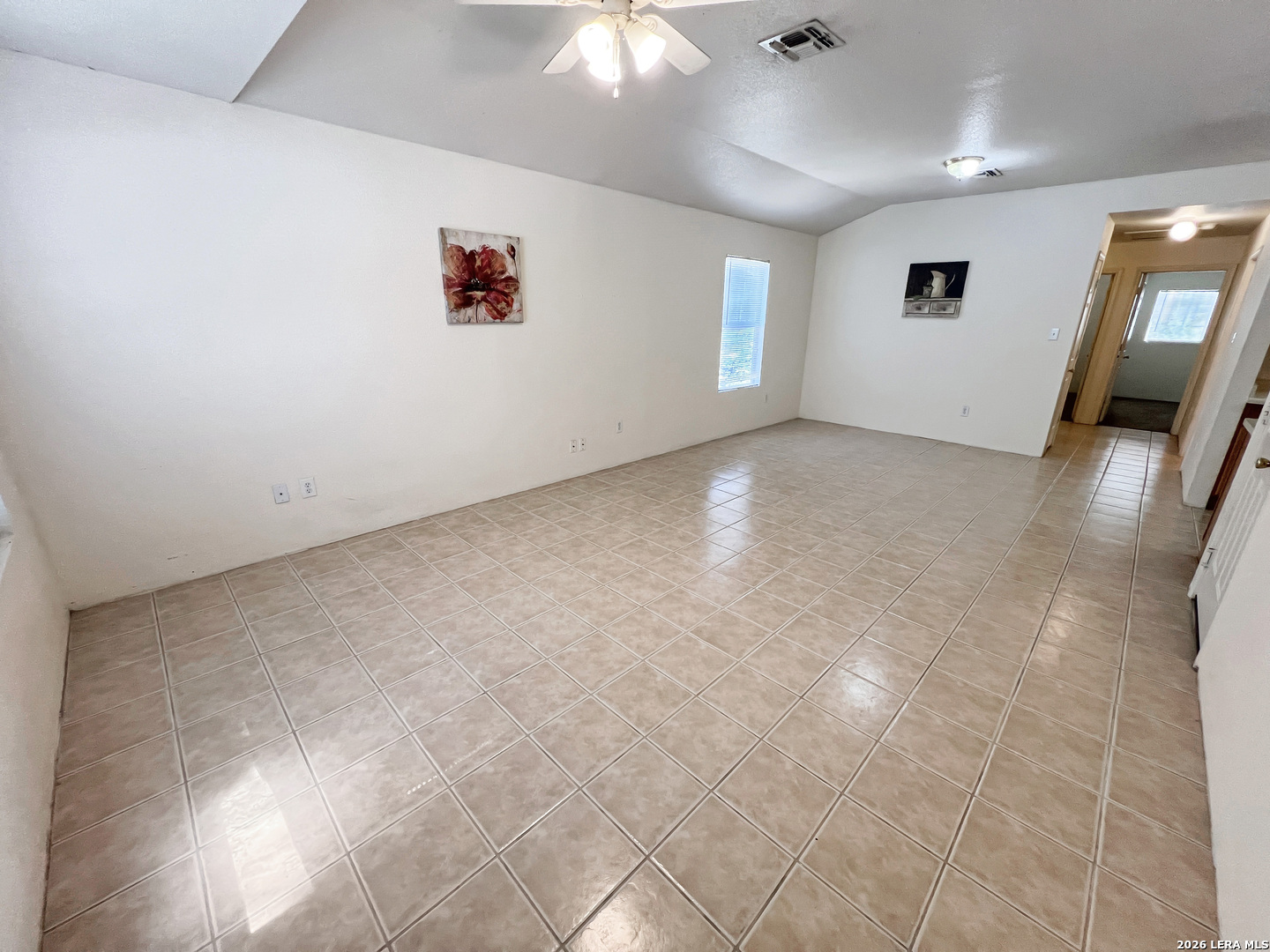 7903-7905 Santa Catalina