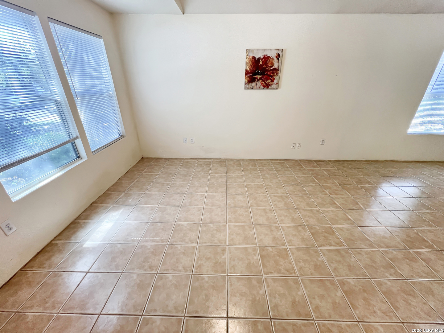 7903-7905 Santa Catalina