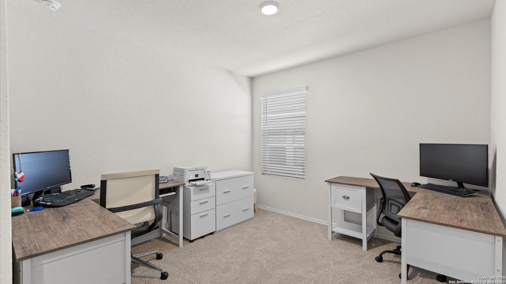 Photo of 424 Chaco Loop, Seguin, TX 78155 (MLS # 1922885)