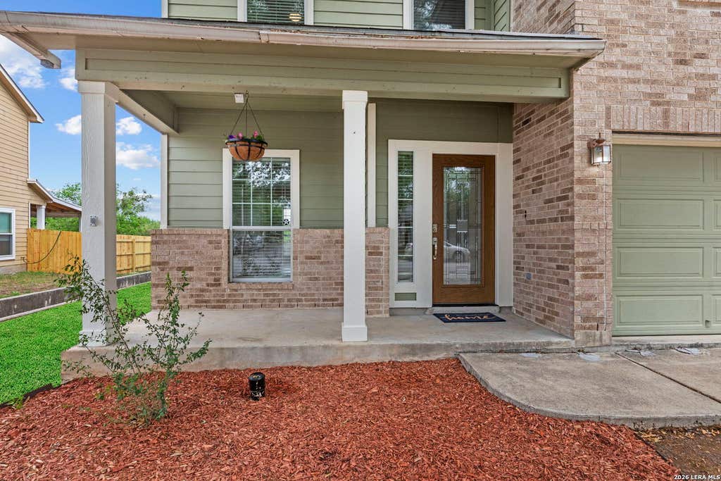 Photo of 300 Rustic Trl, Cibolo, TX 78108 (MLS # 1957255)
