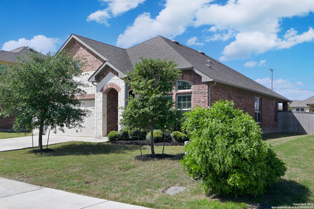 Photo of 5013 Arrow Ridge, Schertz, TX 78124 (MLS # 1962935)