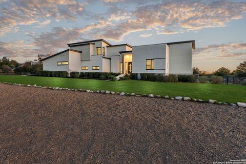 1347 Bordeaux Lane New Braunfels TX 78132