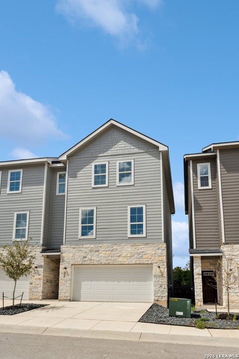Property photo of 21503 Sir Walter Ln 21503, San Antonio, TX 78256