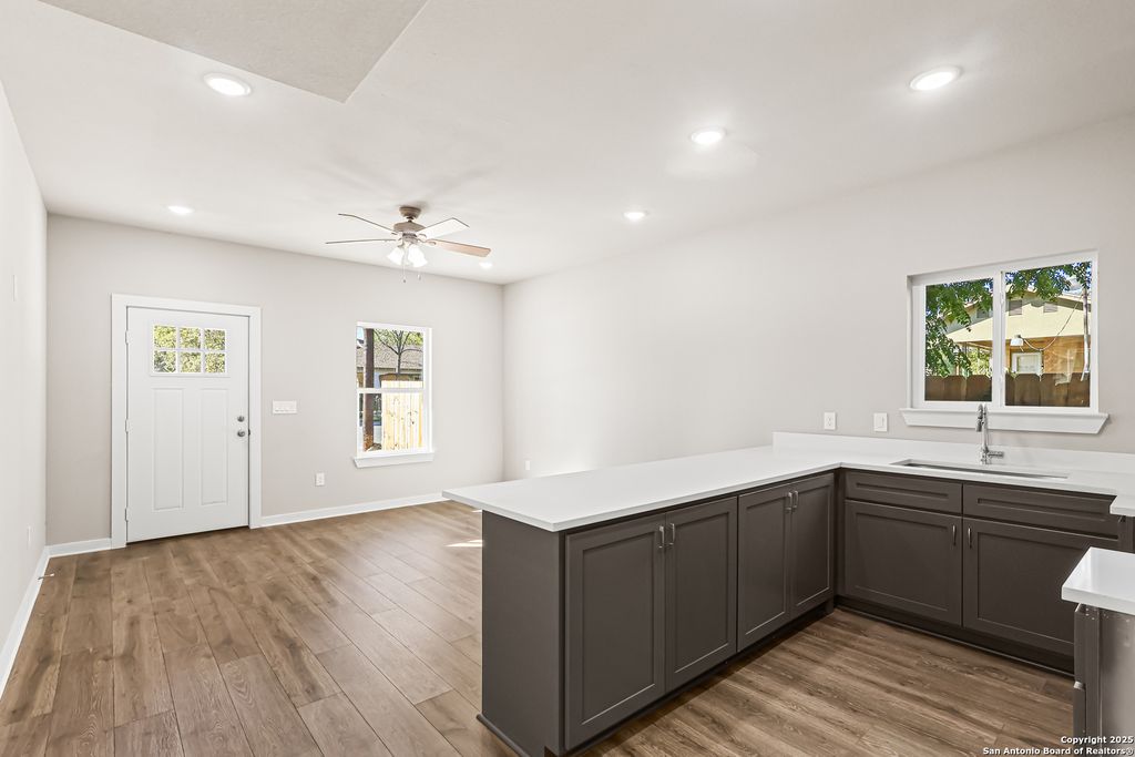 Photo of 851 Porter St, San Antonio, TX 78210 (MLS # 1921275)