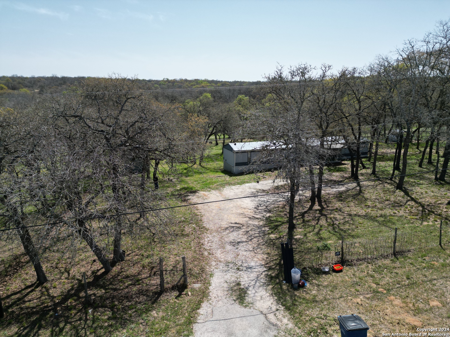 View La Vernia, TX 78121 mobile home