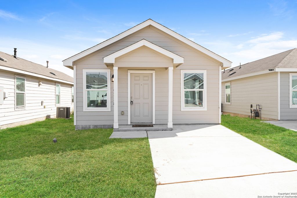 Photo of 14738 Southton Basin, San Antonio, TX 78223 (MLS # 1926169)