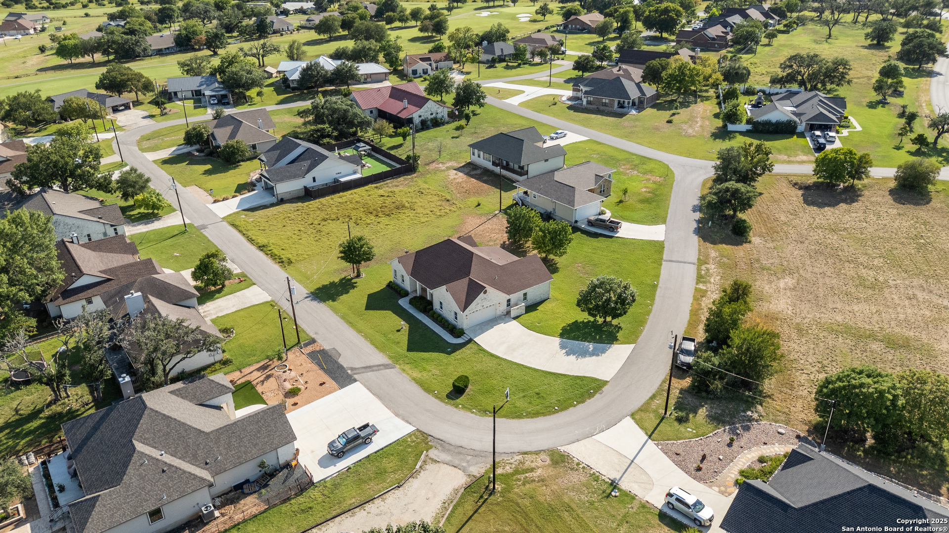 174 Edgewood Cir