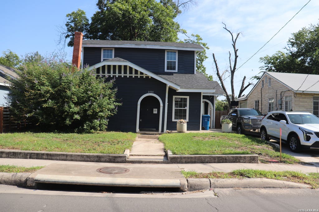 Photo of 2735 E HOUSTON ST, San Antonio, TX 78202 (MLS # 2005310)
