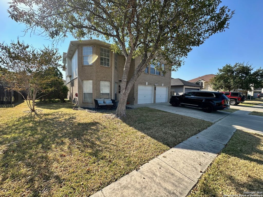 Photo of 7522 Autumn Ledge, San Antonio, TX 78109 (MLS # 1915635)
