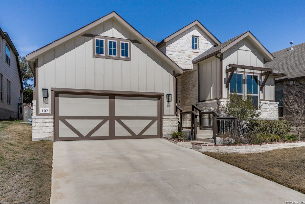 Photo of 102 bretford, Boerne, TX 78006 (MLS # 1944905)