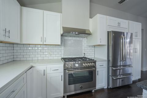 Tiny photo for 208 Lemonwood, Castle Hills, TX 78213 (MLS # 1931403)