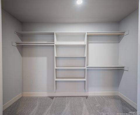 Tiny photo for 208 Lemonwood, Castle Hills, TX 78213 (MLS # 1931403)