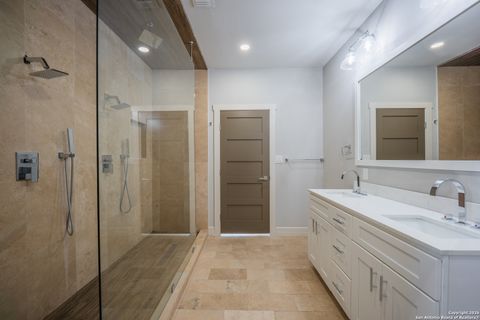 Tiny photo for 208 Lemonwood, Castle Hills, TX 78213 (MLS # 1931403)