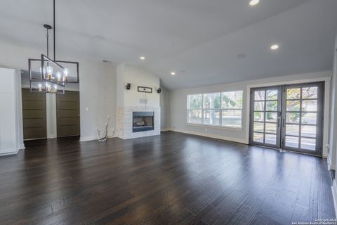 Tiny photo for 208 Lemonwood, Castle Hills, TX 78213 (MLS # 1931403)