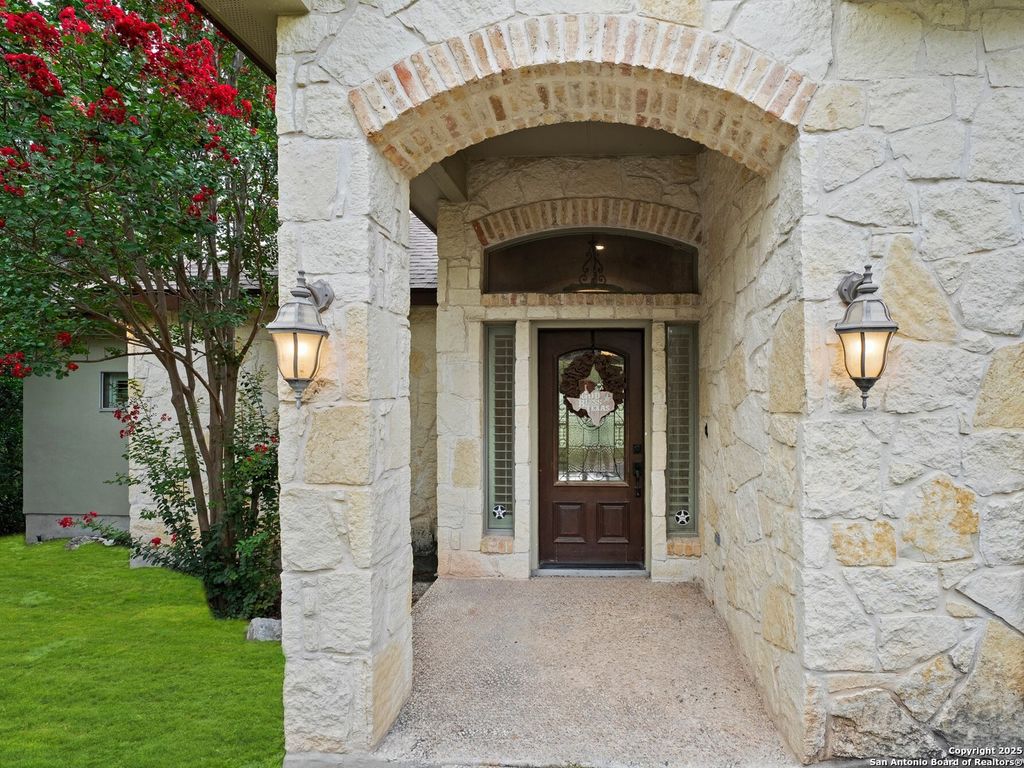 Photo of 14041 Iron Horse, Helotes, TX 78023 (MLS # 1929681)