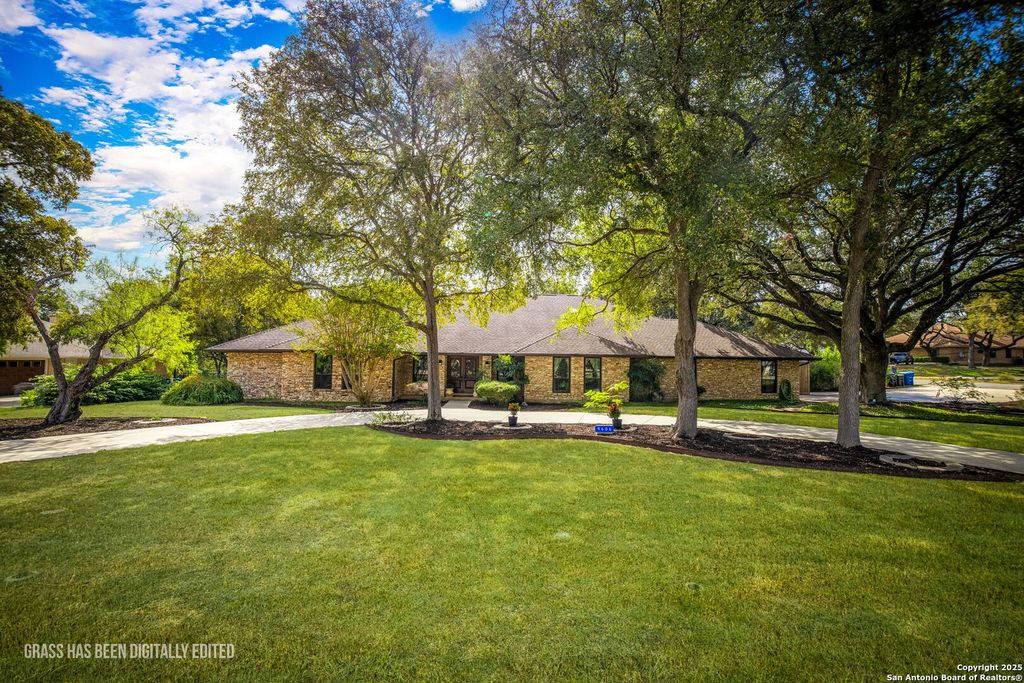 Photo of 9606 Meadow Rue, Garden Ridge, TX 78266 (MLS # 1932602)