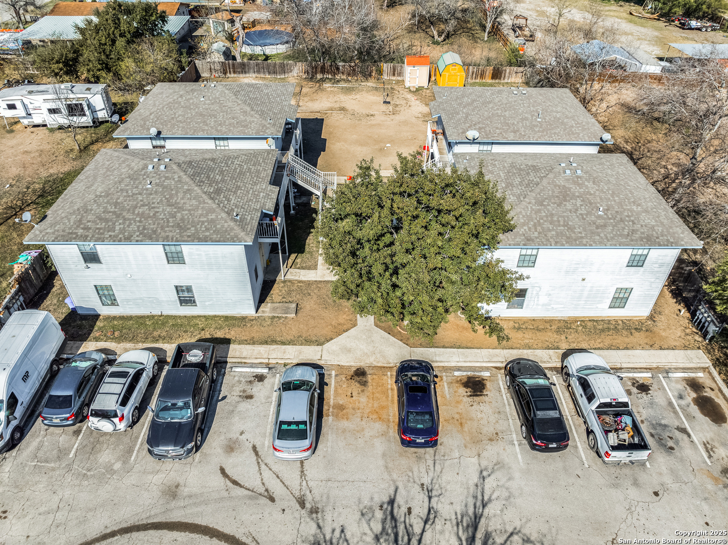 927 W FORMOSA BLVD