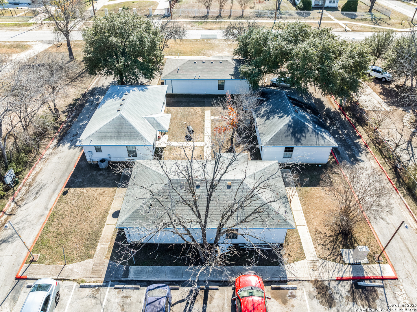 927 W FORMOSA BLVD