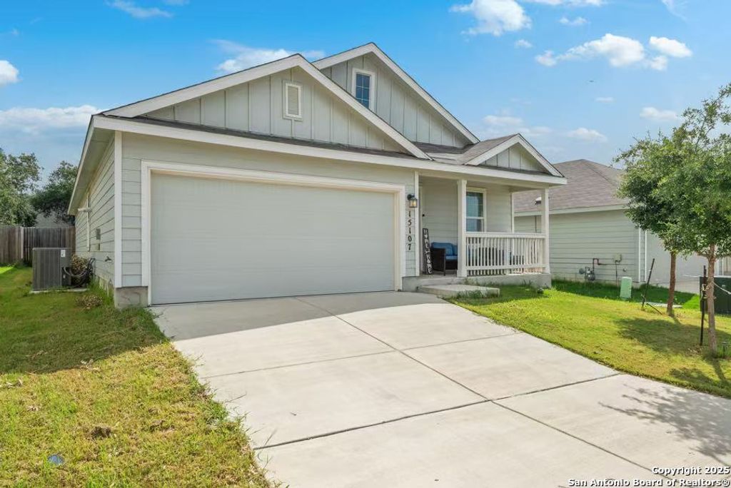 Photo of 15107 Greenfield Mill, San Antonio, TX 78254 (MLS # 1890952)