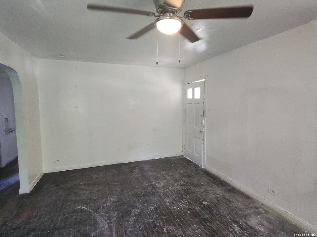 Photo of 5106 Bartmer, San Antonio, TX 78228 (MLS # 2007084)