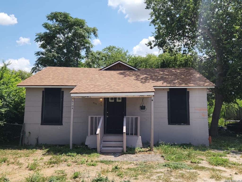 Photo of 5106 Bartmer, San Antonio, TX 78228 (MLS # 2007084)