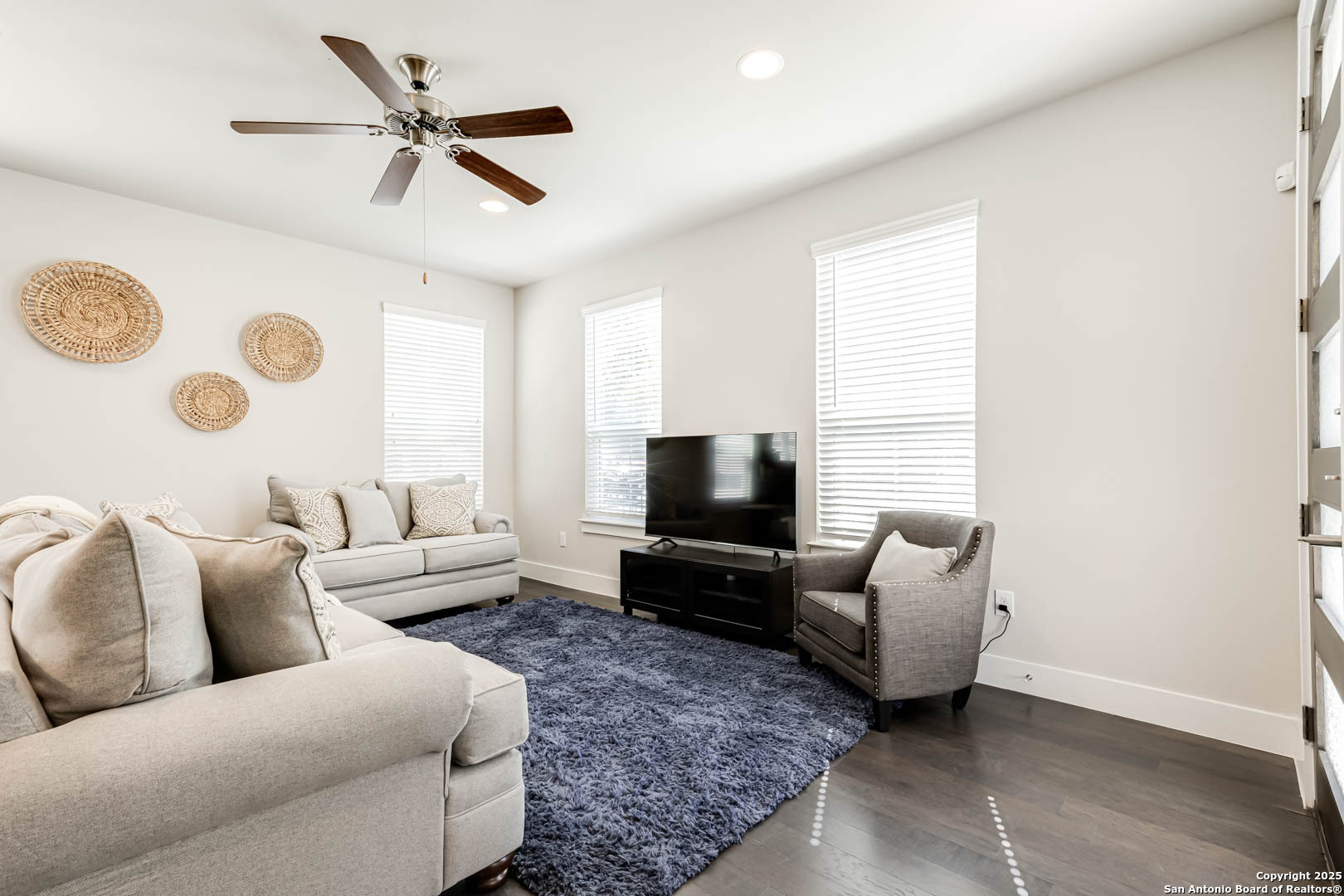 211 Claremont Avenue #101 101