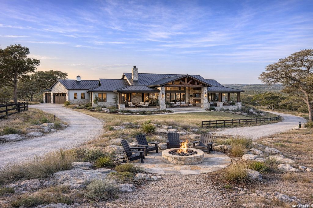 Photo of 2219 Hiline, Bulverde, TX 78163 (MLS # 1949934)