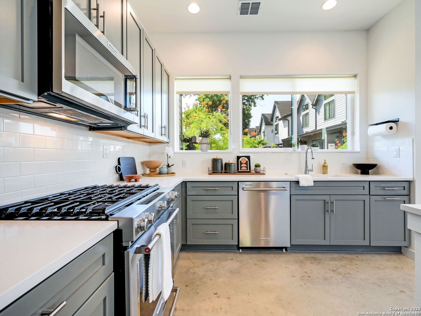 102 Tendick Street 501