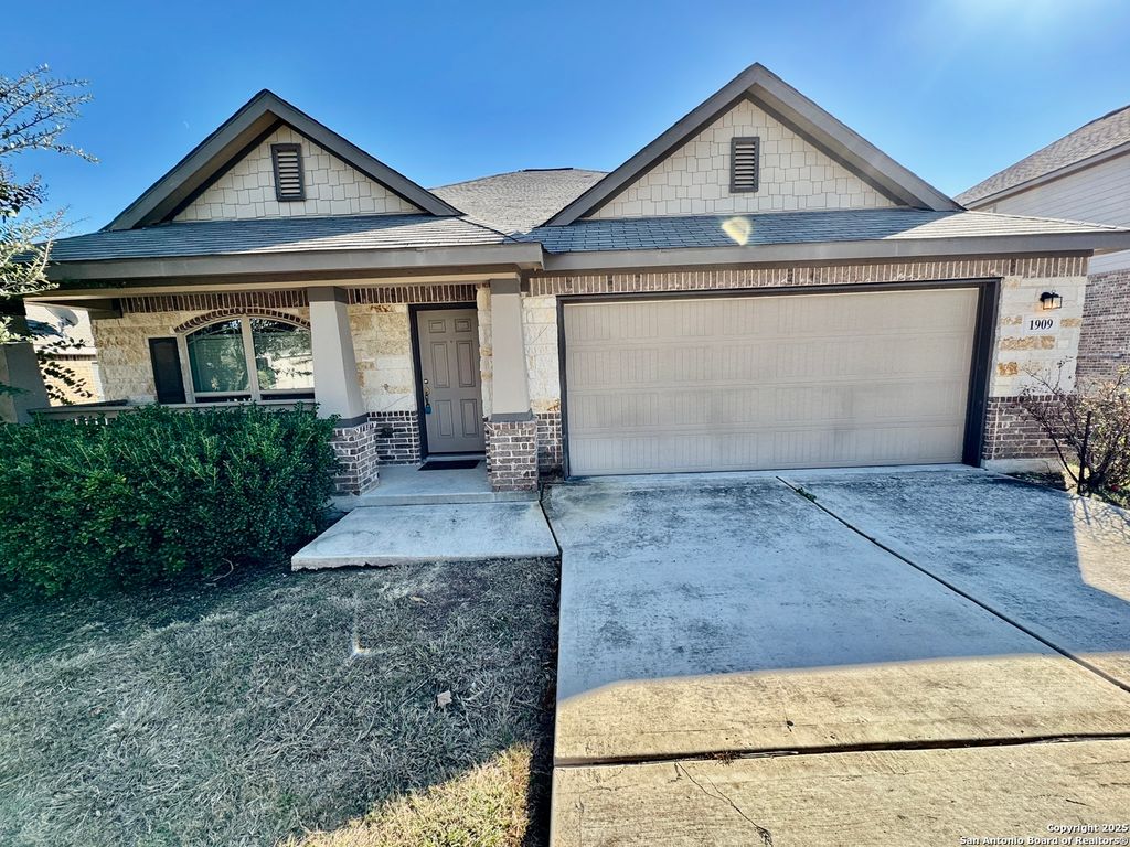Photo of 1909 Twisted River, New Braunfels, TX 78130 (MLS # 1925378)
