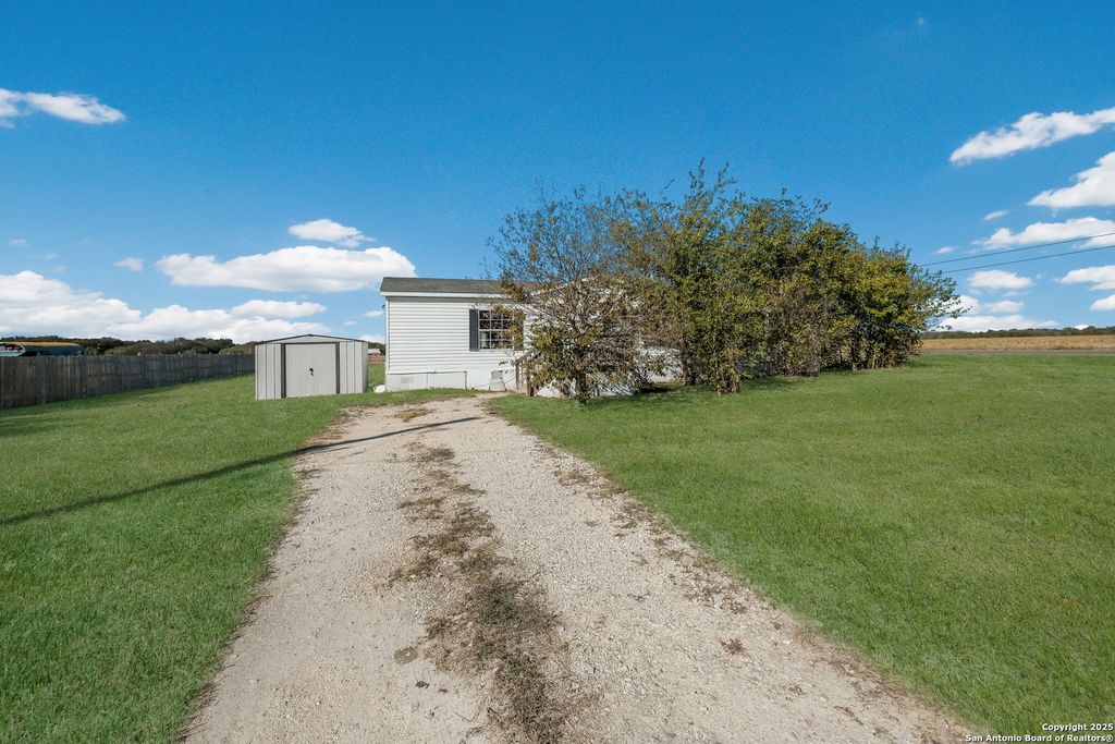 Photo of 104 kickapoo, Seguin, TX 78155 (MLS # 1924082)