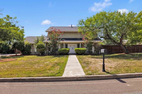 103 SHALIMAR DR Castle Hills TX 78213