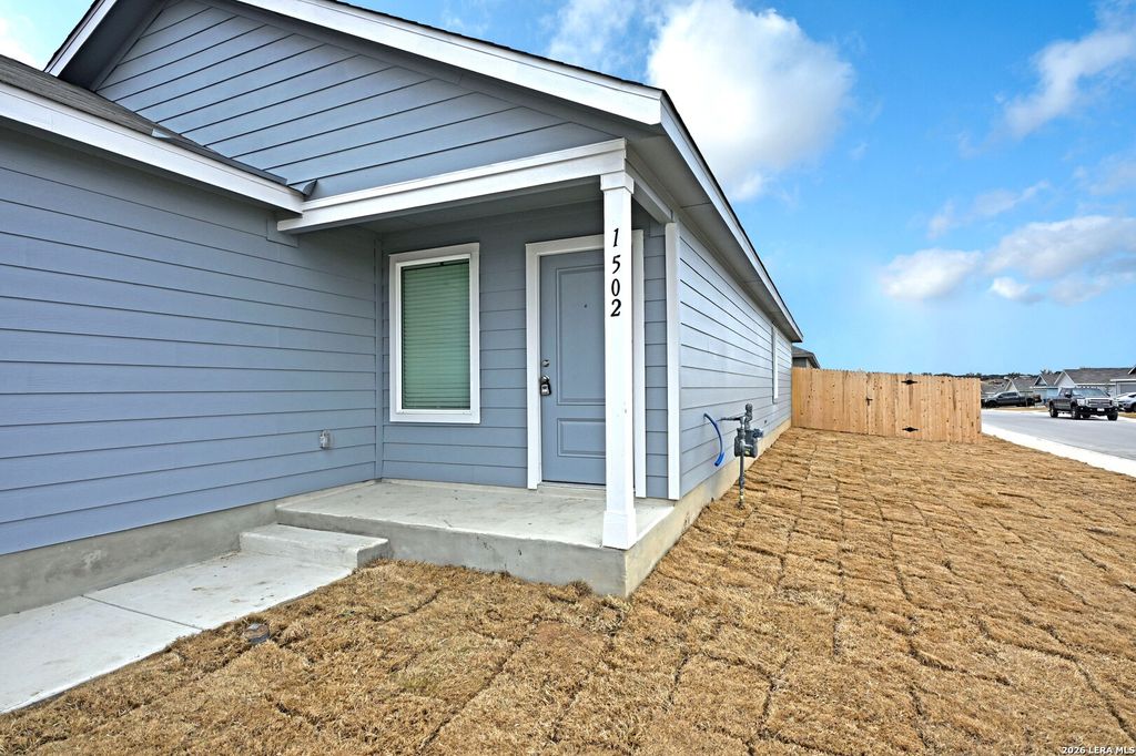 Photo of 1502 Tiptop, New Braunfels, TX 78130 (MLS # 1938996)