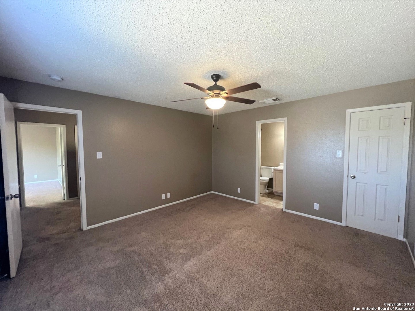 San Antonio, Texas 78249, United States, 3 Bedrooms Bedrooms, ,3 BathroomsBathrooms,Residential,Active,227974