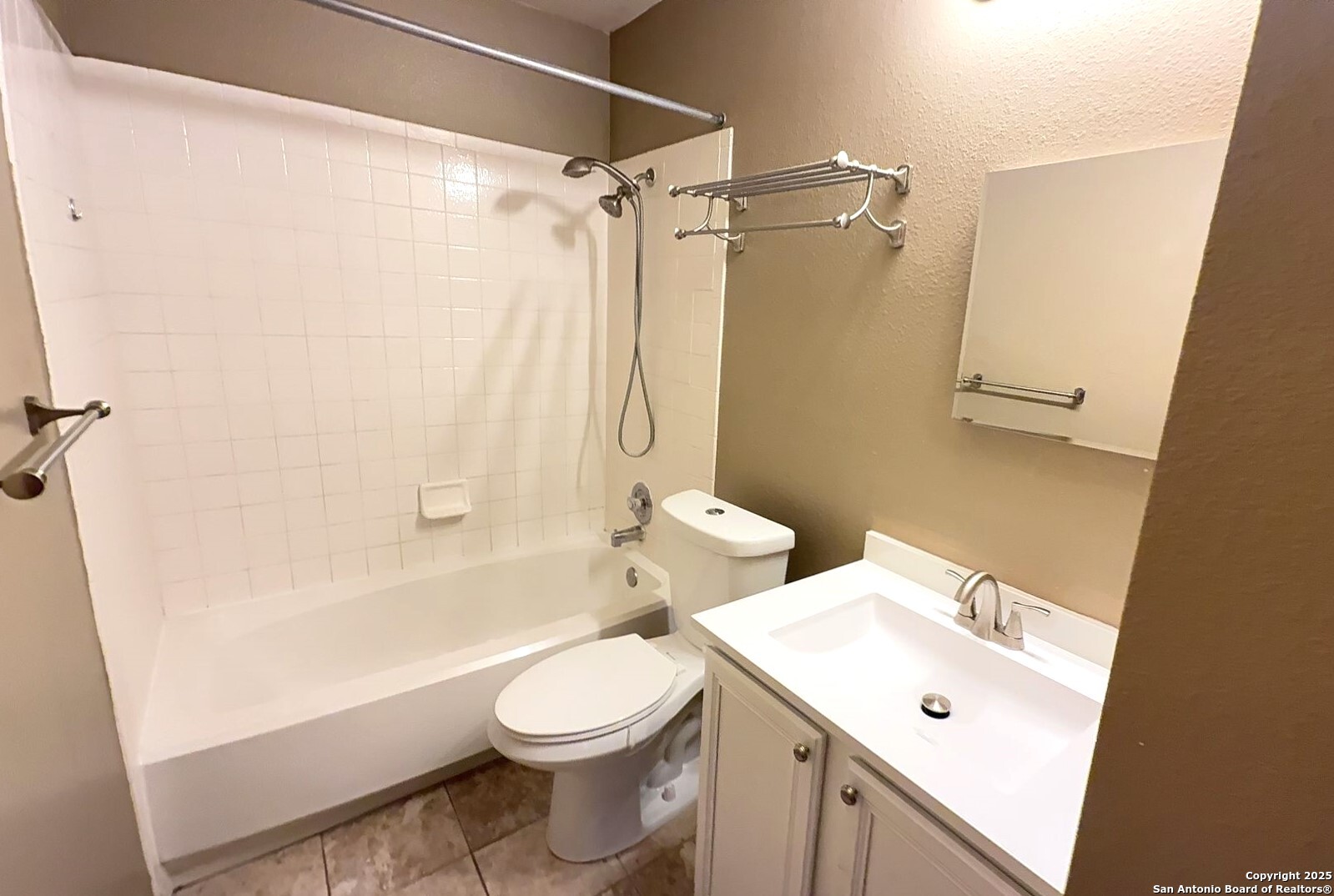 San Antonio, Texas 78249, United States, 3 Bedrooms Bedrooms, ,3 BathroomsBathrooms,Residential,Active,227974