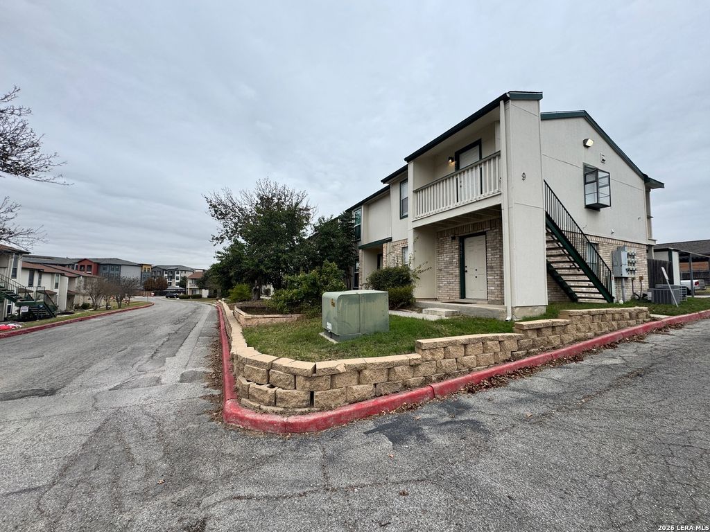 Photo of 4949 Hamilton Wolfe 9201 #9201, San Antonio, TX 78229 (MLS # 1951100)