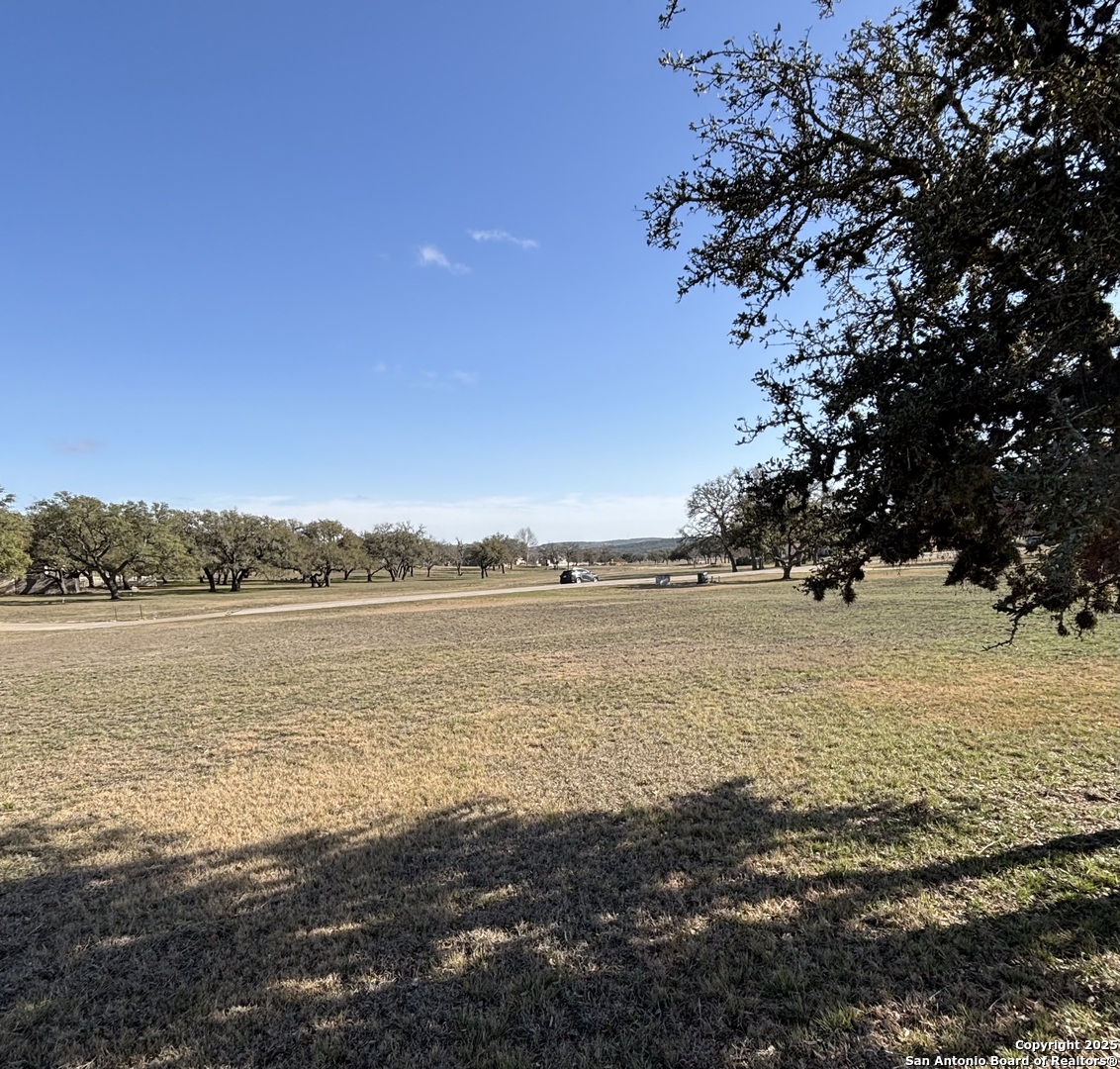 936 Saddle Club Dr