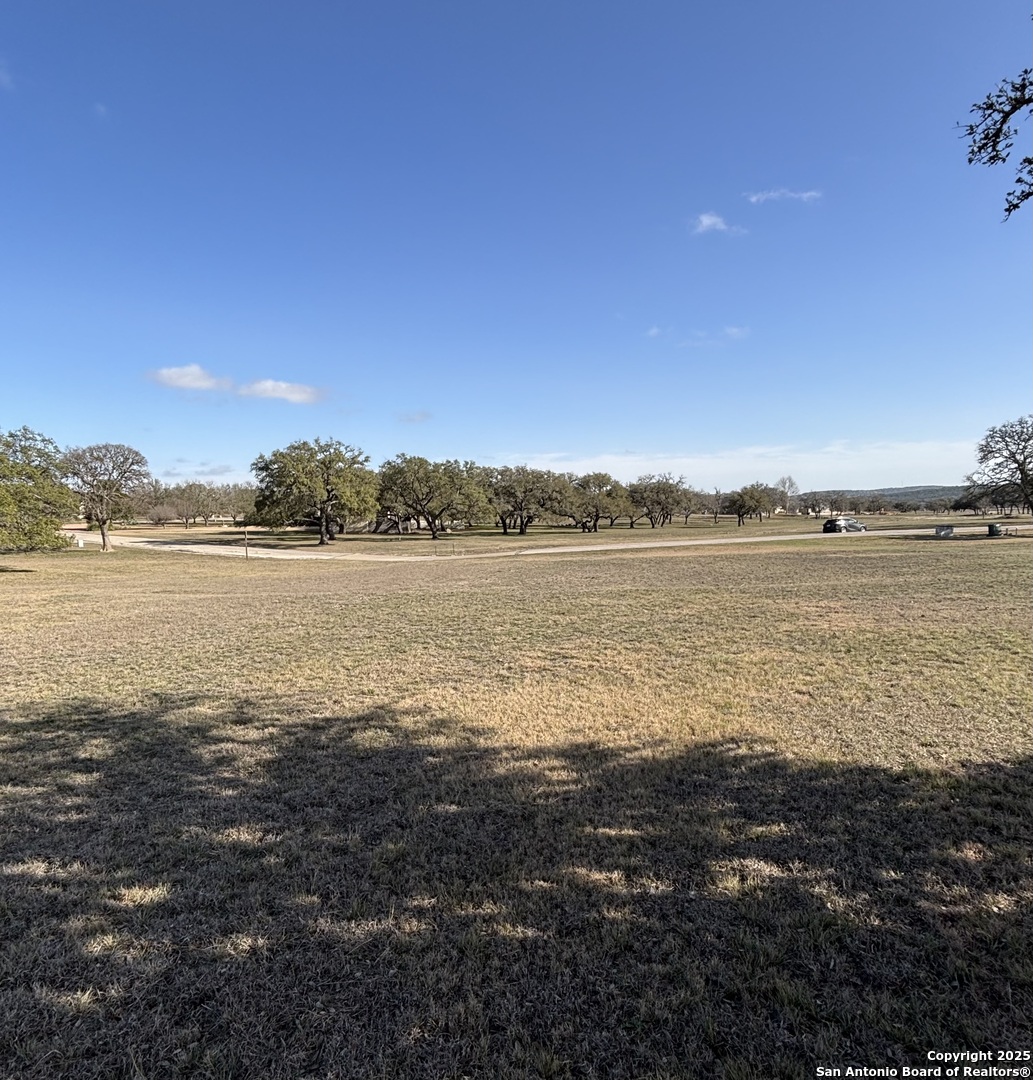 936 Saddle Club Dr