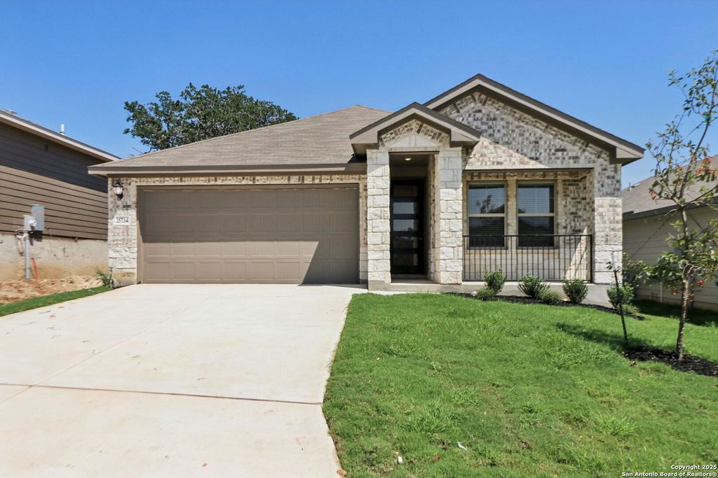Photo of 25734 Rosey Way, Boerne, TX 78006 (MLS # 1871031)