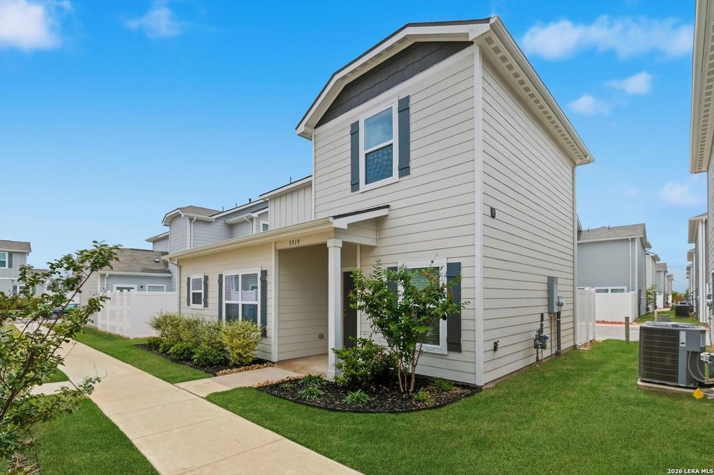 Photo of 5919 Cooper Cash, San Antonio, TX 78252 (MLS # 1956989)