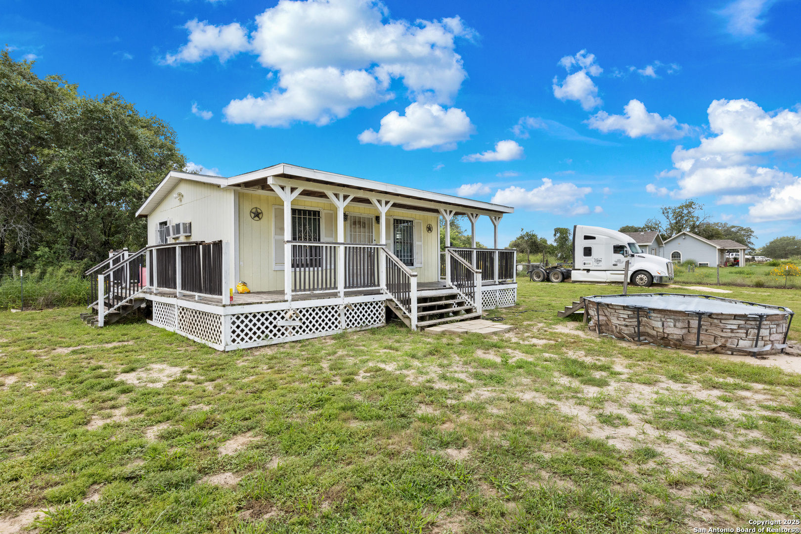 23123 HICKORY PASS