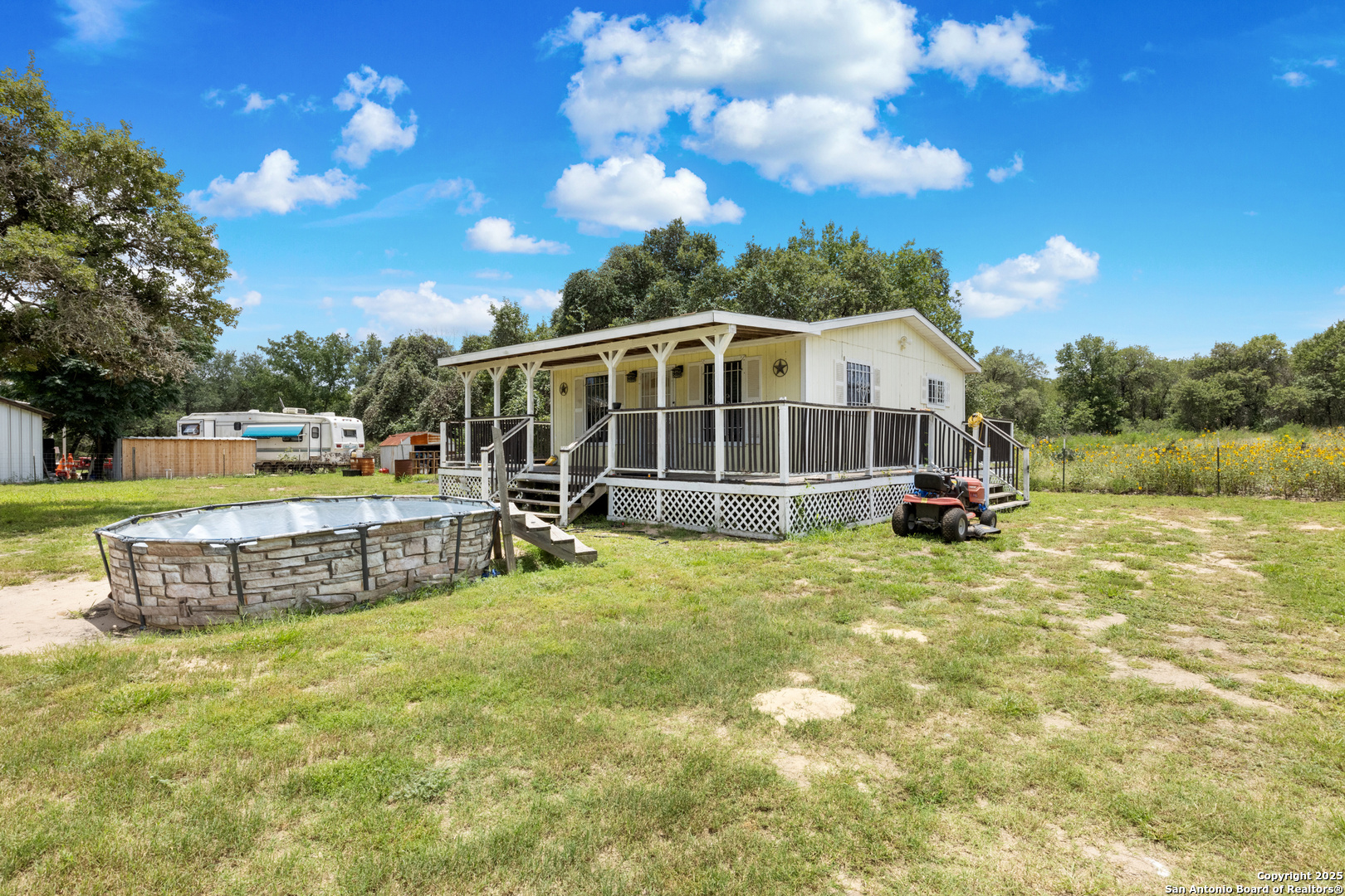23123 HICKORY PASS