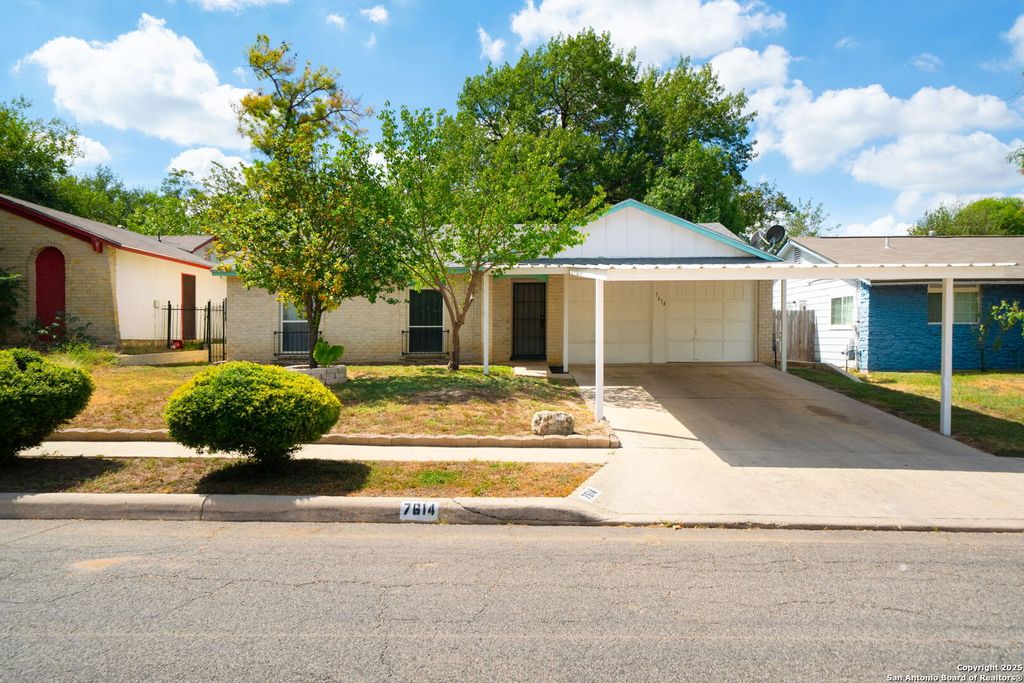Photo of 7614 Meadow Green, San Antonio, TX 78251 (MLS # 1913627)